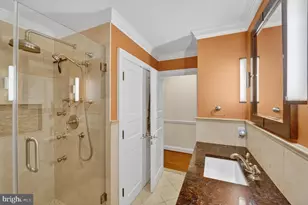 1300 Army Navy Dr, Arlington, VA 22202 - Photo 16