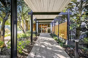 2030 N Adams St, Arlington, VA 22201 - Photo 2