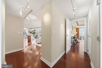 1111 19th Street N #2705, Arlington, VA 22209 - Photo 4