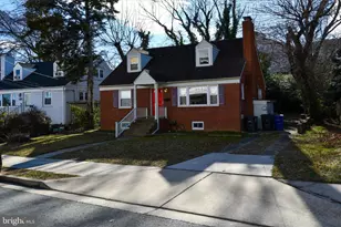 1316 S Dinwiddie St, Arlington, VA 22206 - Photo 6