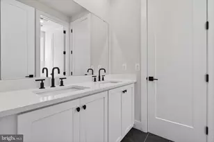 881 N Manchester St, Arlington, VA 22205 - Photo 50