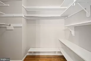 2542 N Wakefield St, Arlington, VA 22207 - Photo 32