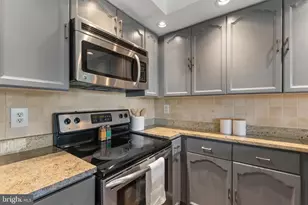 2903 S Woodley St, Arlington, VA 22206 - Photo 14