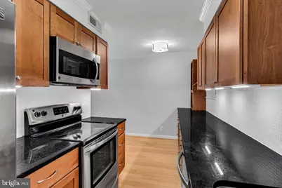 4635 28th Road S #A, Arlington, VA 22206 - Photo 8