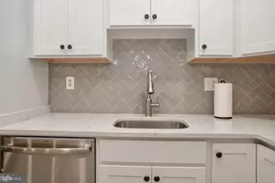 2510 Fairfax Dr, Arlington, VA 22201 - Photo 14