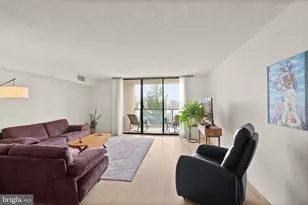 1101 S Arlington Ridge Rd, Arlington, VA 22202 - Photo 14
