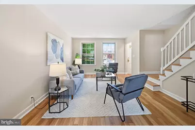 4638 36th Street S #B, Arlington, VA 22206 - Photo 2