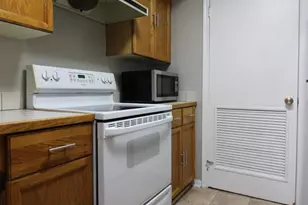 2604 S Arlington Mill Dr, Arlington, VA 22206 - Photo 8