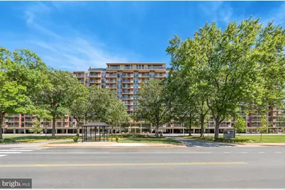 1300 Army Navy Drive #819, Arlington, VA 22202 - Photo 52