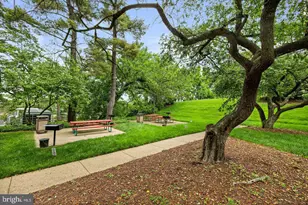 1300 Army Navy Dr, Arlington, VA 22202 - Photo 46