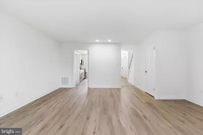 656 15th Street S #2, Arlington, VA 22202 - Photo 14