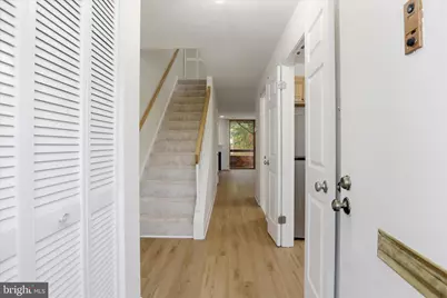 656 15th Street S #2, Arlington, VA 22202 - Photo 6