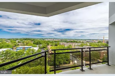 1530 Key Boulevard #906, Arlington, VA 22209 - Photo 4