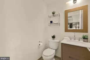 1700 Clarendon Blvd, Arlington, VA 22209 - Photo 20