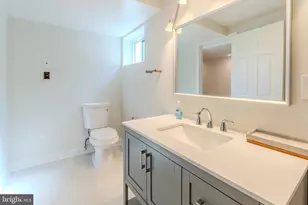 942 N McKinley Rd, Arlington, VA 22205 - Photo 40