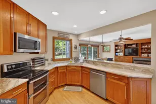 4837 1st St S, Arlington, VA 22204 - Photo 10