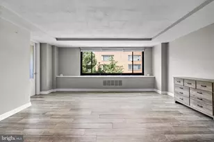 1021 Arlington Blvd, Arlington, VA 22209 - Photo 4