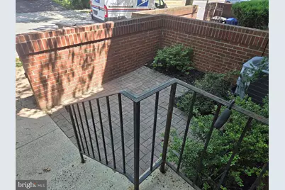 1206 Vernon Street N, Arlington, VA 22201 - Photo 2