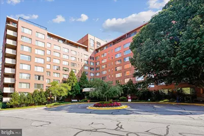 1121 Arlington Boulevard #609, Arlington, VA 22209 - Photo 1