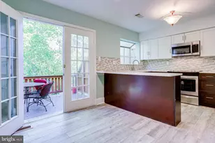 2428 S Walter Reed Dr, Arlington, VA 22206 - Photo 8
