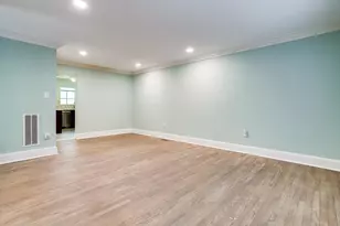 2428 S Walter Reed Dr, Arlington, VA 22206 - Photo 2