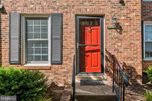 2544-D S Arlington Mill Dr, Arlington, VA 22206 - Photo 2