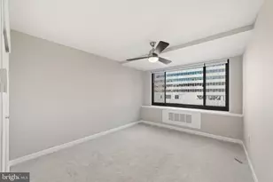 1021 Arlington Blvd, Arlington, VA 22209 - Photo 12