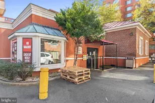 1021 Arlington Blvd, Arlington, VA 22209 - Photo 24