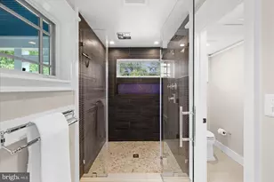 2200 N Pollard St, Arlington, VA 22207 - Photo 12