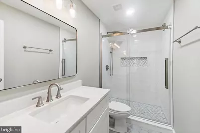 5607 Langston Boulevard, Arlington, VA 22207 - Photo 22
