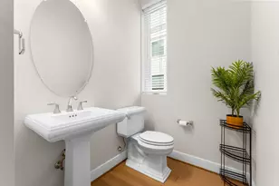 2827 24th Rd S, Arlington, VA 22206 - Photo 2