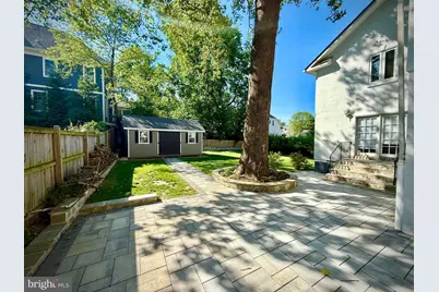 6111 35th Street N, Arlington, VA 22213 - Photo 4