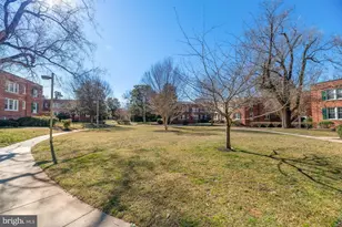 1817 N Queens Ln, Arlington, VA 22201 - Photo 20
