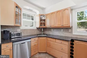 115 S Kensington St, Arlington, VA 22204 - Photo 12