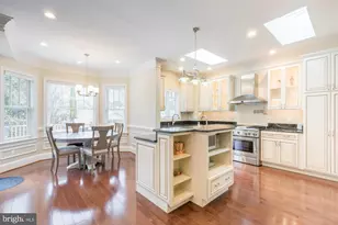 2138 Patrick Henry Dr, Arlington, VA 22205 - Photo 14