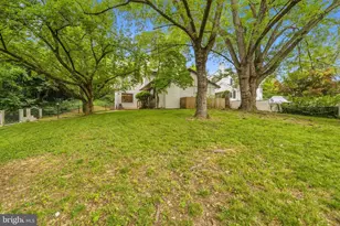 2360 S Arlington Ridge Rd, Arlington, VA 22202 - Photo 44