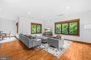 2360 S Arlington Ridge Rd, Arlington, VA 22202 - Photo 30