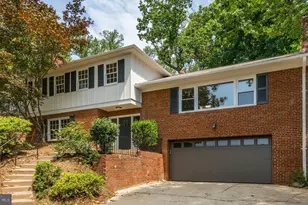 3621 38th St N, Arlington, VA 22207 - Photo 34