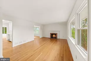 3621 38th St N, Arlington, VA 22207 - Photo 4
