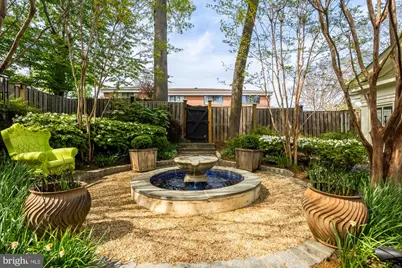 4111 18th Road N #1, Arlington, VA 22207 - Photo 34