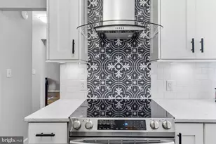 2877 S Buchanan St, Arlington, VA 22206 - Photo 14