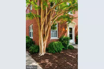1210 S Barton Street #331, Arlington, VA 22204 - Photo 1
