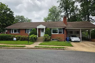 4770 33rd St N, Arlington, VA 22207 - Photo 1