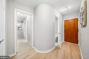 1101 S Arlington Ridge Rd, Arlington, VA 22202 - Photo 12