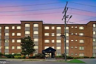 1300 Arlington Ridge, Arlington, VA 22202 - Photo 1
