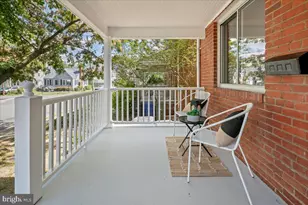 1226 N Lincoln St, Arlington, VA 22201 - Photo 2