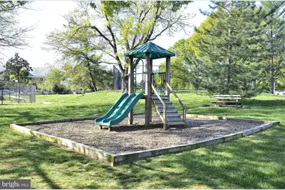 4815 31st Street S #B1, Arlington, VA 22206 - Photo 36