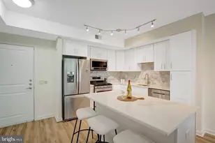 1021 N Garfield St, Arlington, VA 22201 - Photo 14