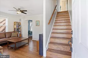 2147 S Oakland St, Arlington, VA 22204 - Photo 4