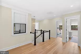 26 S Park Dr, Arlington, VA 22204 - Photo 32